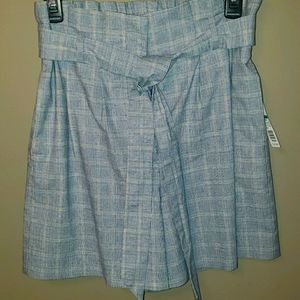 Limited Navy Plaid Shorts w/belt